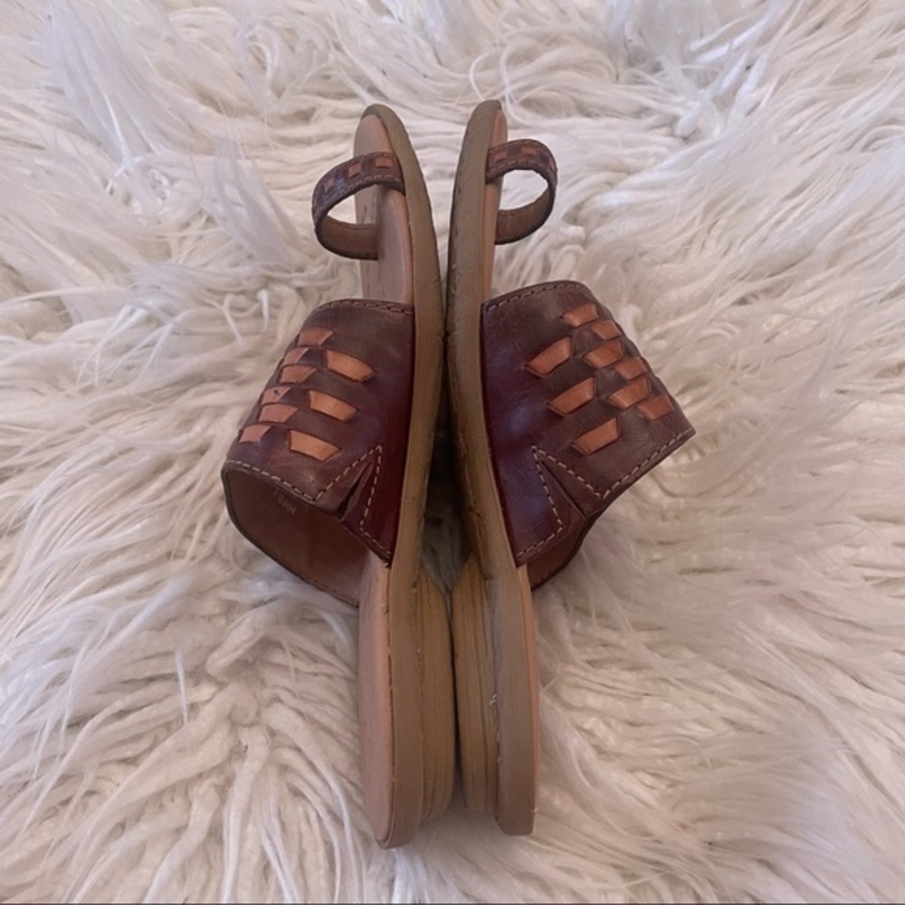 Born brown woven leather sandals comfort ladies size 7 - Picture 7 of 8